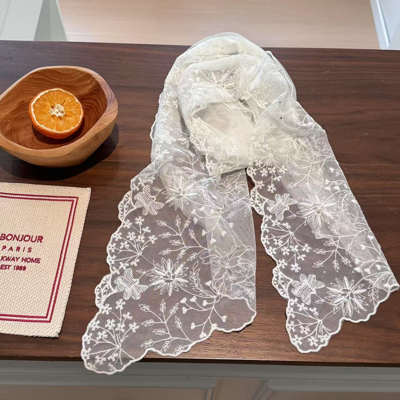 Women'S Korean Accessories - Élégant foulard long en dentelle et