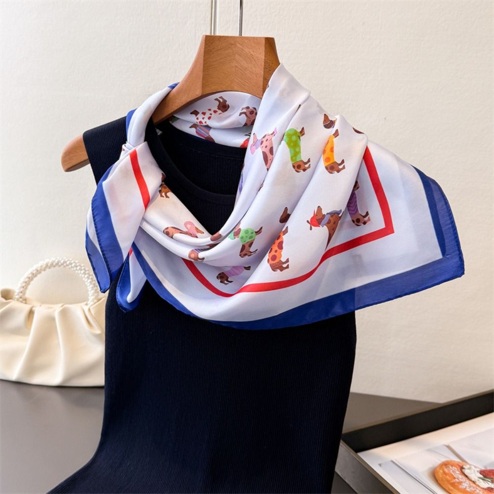 Écharpe imprimée motif Teckel  - Women'S Korean Accessories avis et prix